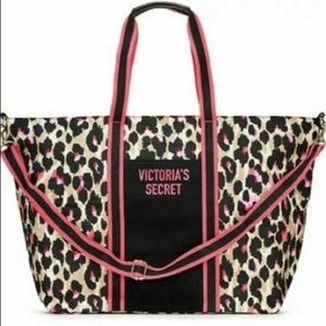Victoria’s Secret leopard tote bag weekender